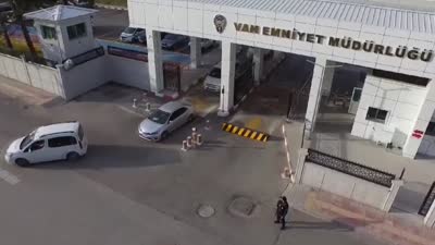 Van’da okullara ait kömürlerin satışıyla ilgili 23 şüpheliye işlem