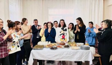 Özel gereksinimli bireyler için anlamlı doğum günü kutlaması