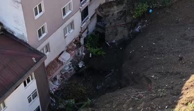 Rize’deki heyelandan etkilenen bina sakinleri yaşadıklarını anlattı