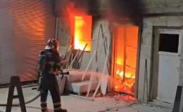 Şanlıurfa Mermerciler Sitesinde gece çıkan yangın söndürüldü