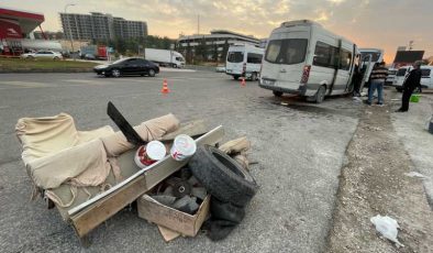 Şanlıurfa’da tırla minibüsün çarpıştığı kazada 12 kişi yaralandı