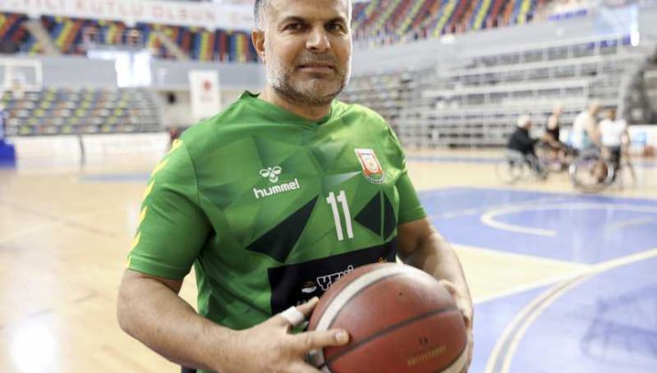 Şanlıurfalı engelli basketbolcu, 21 yıldır takımı için mücadele ediyor