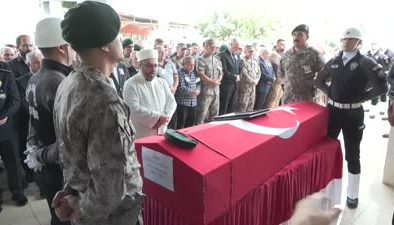 Şehit polis memuru Yiğit Can Yiğit, Adana’da son yolculuğuna uğurlandı