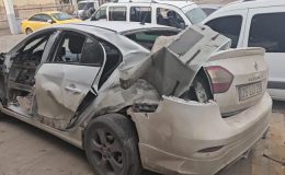 Siirt’te demir yolu bakım aracının otomobile çarpması sonucu 4 kişi yaralandı