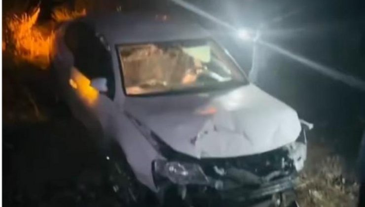 Siverek’te otomobil şarampole devrildi