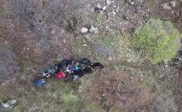 Van’da tırmanışta yaralanan dağcıyı arkadaşları 4 km taşıdı