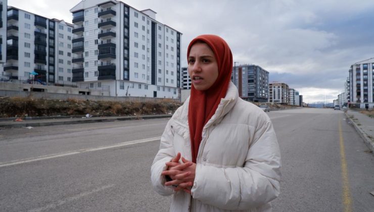 Trafik kazasında annesini kaybeden genç isyan etti