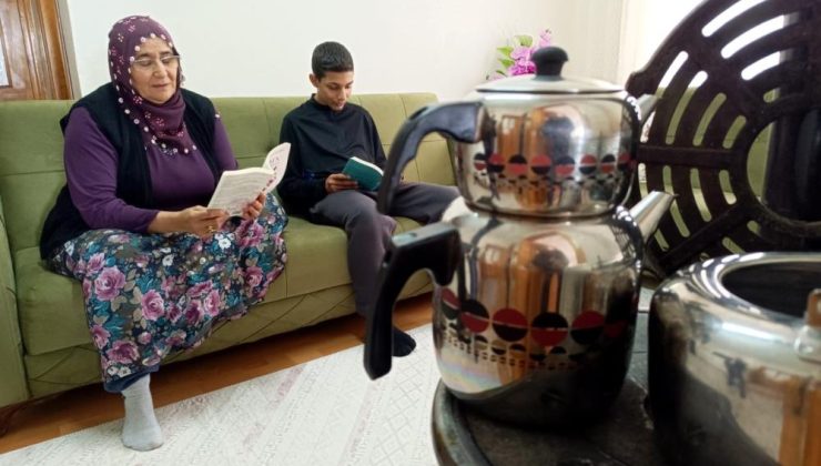 Tunceli Çemişgezek’te her akşam 20 dakika kitap zamanı