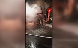 Tünel içinde seyir halindeki iş makinesi yandı