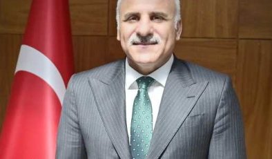 Diyarbakır Valisi Zorluoğlu’ndan Öğretmenler Günü Mesajı