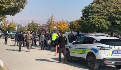 Van’da hastanede silahlı saldırı sonucu biri sağlık çalışanı 2 kişi hayatını kaybetti