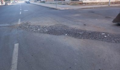 Diyarbakırlı sürücüler yol onarımı talep ediyor