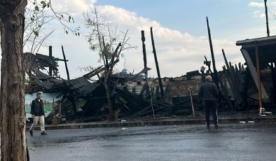 Karanlıkta yaşanan yangının bilançosu gündüz ortaya çıktı