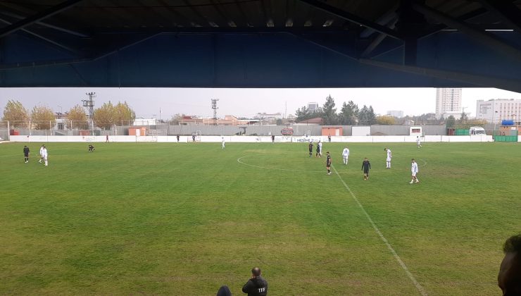 Diyarbekirspor – Menemenspor maçında ilk yarı golsüz sona erdi