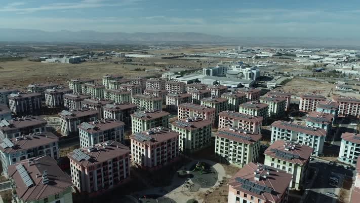 Yeşilyurt’taki deprem konutları hak sahiplerine teslim ediliyor