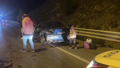 Zincirleme trafik kazasında 18 kişi yaralandı