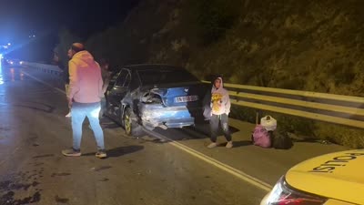 Zincirleme trafik kazasında 18 kişi yaralandı