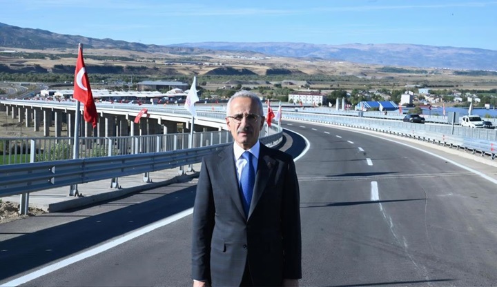 “2024 yılı ekim ayı itibariyle toplam 177 kilometre motorcu dostu bariyer montajını tamamlandı”