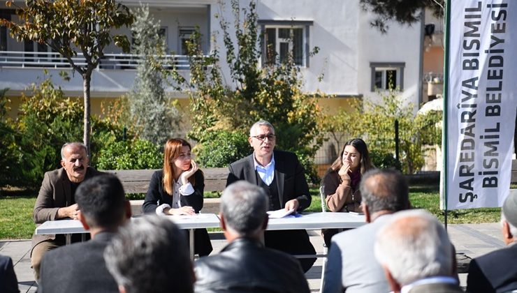 Bismil’de meclis toplantısında kayyım politikaları protesto edildi