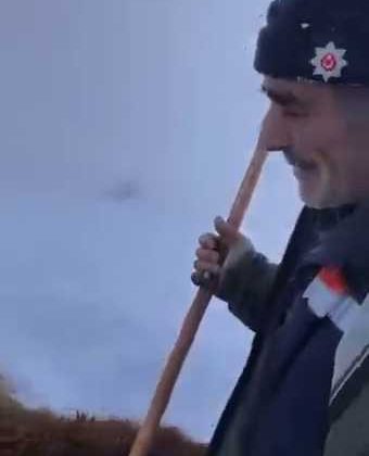 Dağda mahsur kalan çoban kurtarıldı
