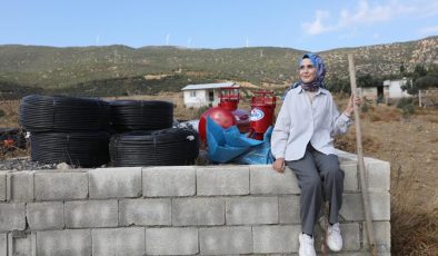 Hem öğrenci, hem anne, hem de afetzede