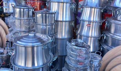 Merasimler yemek kazanlarının fiyatını artırdı.