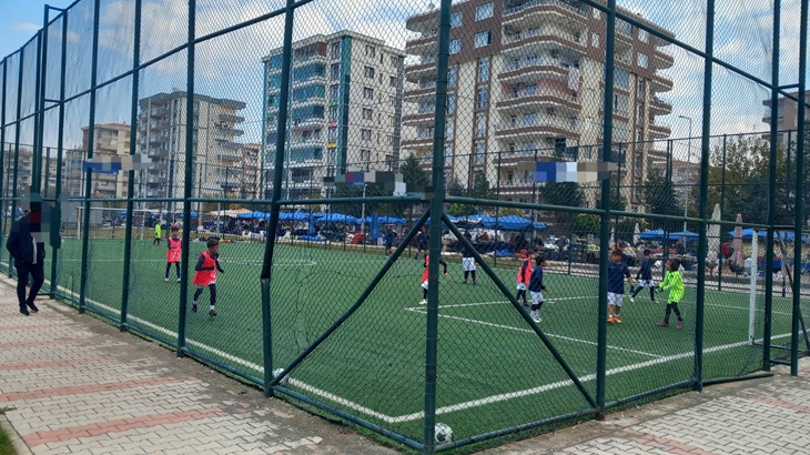 Belediye hizmetleri sportif imkan sağlıyor