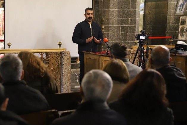 Diyarbakır’ın her tarih taşını korumakla mükellefiz