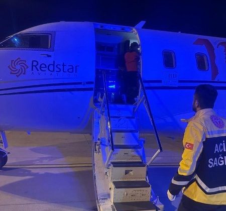 1 günlük bebek için ambulans uçak havalandı
