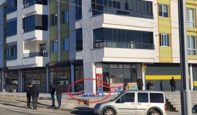 Ergani’de 3’üncü kattan düşen kadın hayatını kaybetti