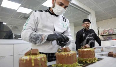Diyarbakır’dan yenilik: Dubai çikolatasından ilhamla Dubai pastası