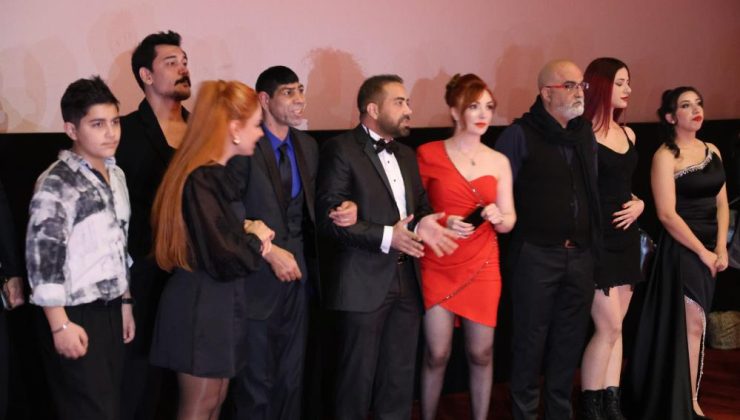 Korku filmi “Cintihar” Diyarbakır’da gala yaptı