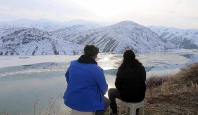 Erzincan’da göller buz tuttu: Sıcaklık -15 dereceye düştü