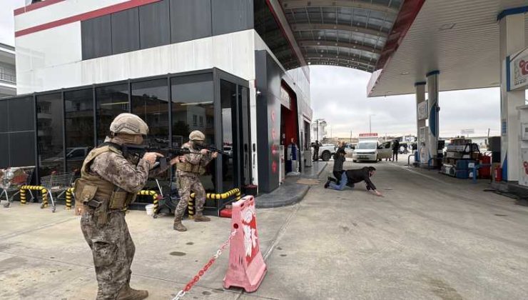 Adıyaman’da rehine kurtarma tatbikatı nefes kesti