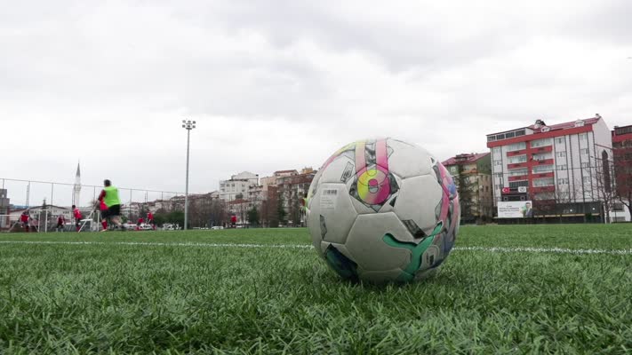 Angolalı futbolcu, azmiyle ampute futbolun yıldızı oldu
