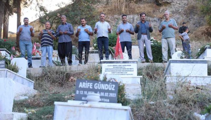 Asrın felaketinin acısı Hatay Şenköy’de hâlâ taze