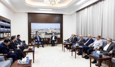 Bakan Fidan Doha’da Hamas yetkilileriyle görüştü