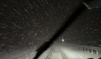 Bingöl-Elazığ kara yolunda yoğun kar yağışı etkili oldu