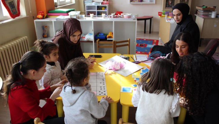 Bingöl’de üniversite öğrencilerinden köy okuluna destek