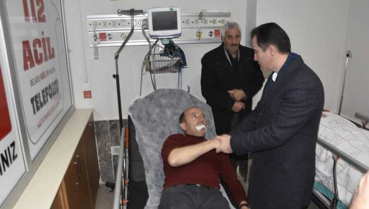 Bitlis’te zincirleme kazada 33 yaralı, vali inceleme yaptı