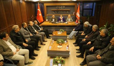 CHP Genel Başkan Yardımcısı Şahbaz, Diyarbakır’da partililerle bir araya geldi
