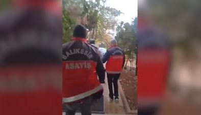 Çaldıkları otomobili 1 milyon liraya geri verenler yakalandı