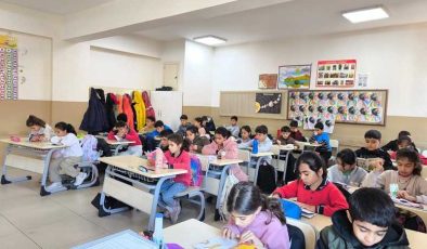 Cizre’de öğrenciler okuma ve sosyalleşme projeleriyle buluşuyor