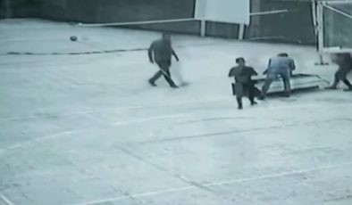 Okulda fare paniği, Kamera anbean kaydetti