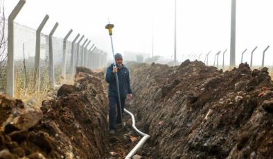 Diyarbakır DİSKİ, Gömmetaş’a 370 metrelik içme suyu hattı döşedi
