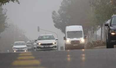 Diyarbakır’da sis trafiği etkiledi