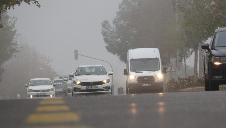 Diyarbakır’da sis trafiği etkiledi