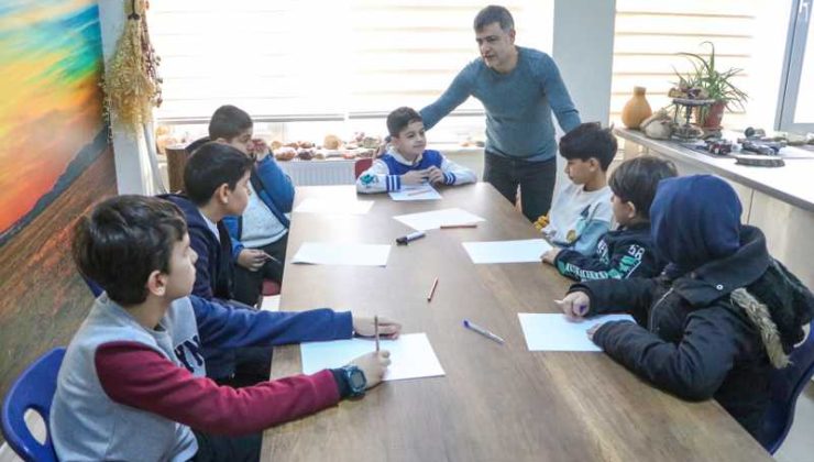 Diyarbakırlı Emir, Amerikan Matematik Olimpiyatı’nda altın aldı