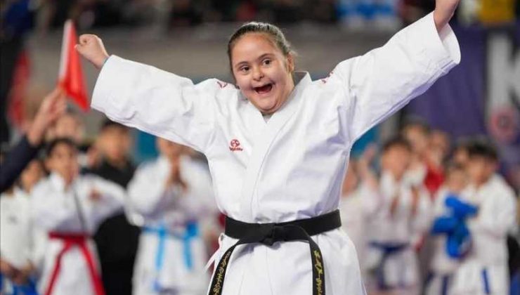 Down sendromlu Ayşegül Reyyan Şimşek karate şampiyonu oldu