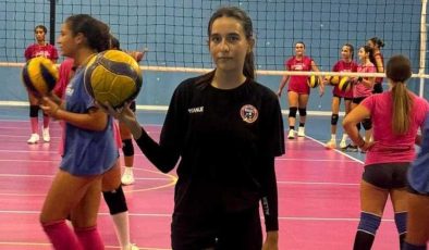 Elazığlı voleybolcu Elif Ulutürk, İtalya’ya transfer oldu